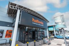 Halfords Garage Services, Milton Keynes